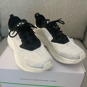 APL Women's Streamline Sneakers